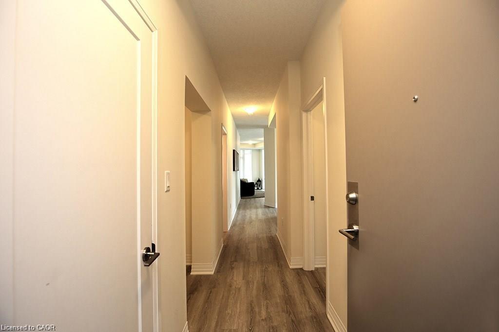 108-10 Concord Place, Grimsby, ON - Indoor Photo Showing Other Room