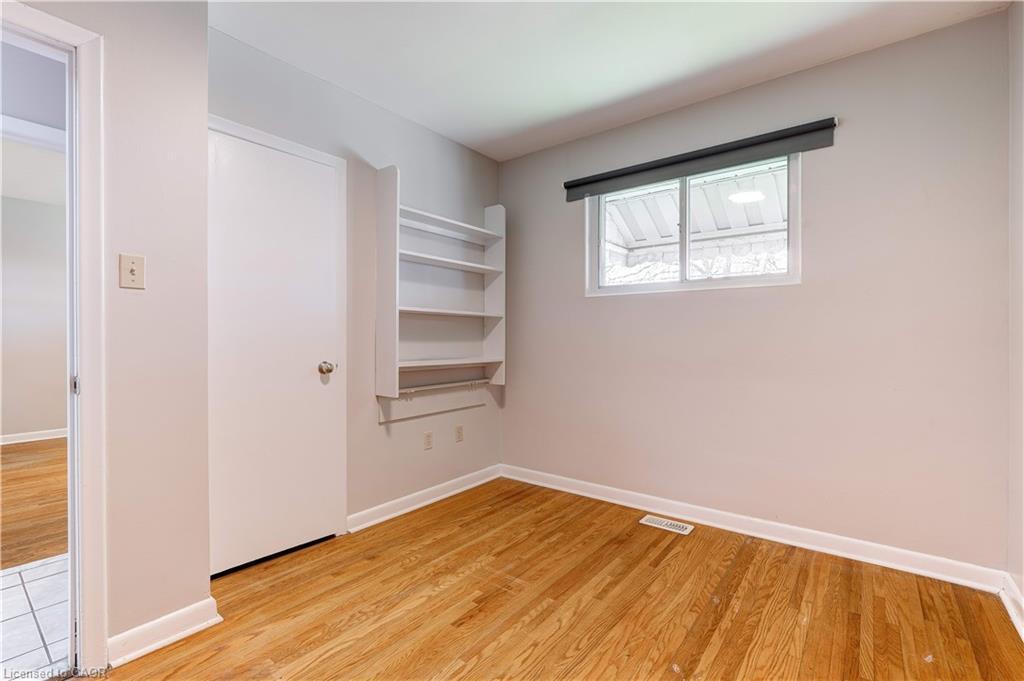 Upper-164 West 19Th Street, Hamilton, ON - Indoor Photo Showing Other Room
