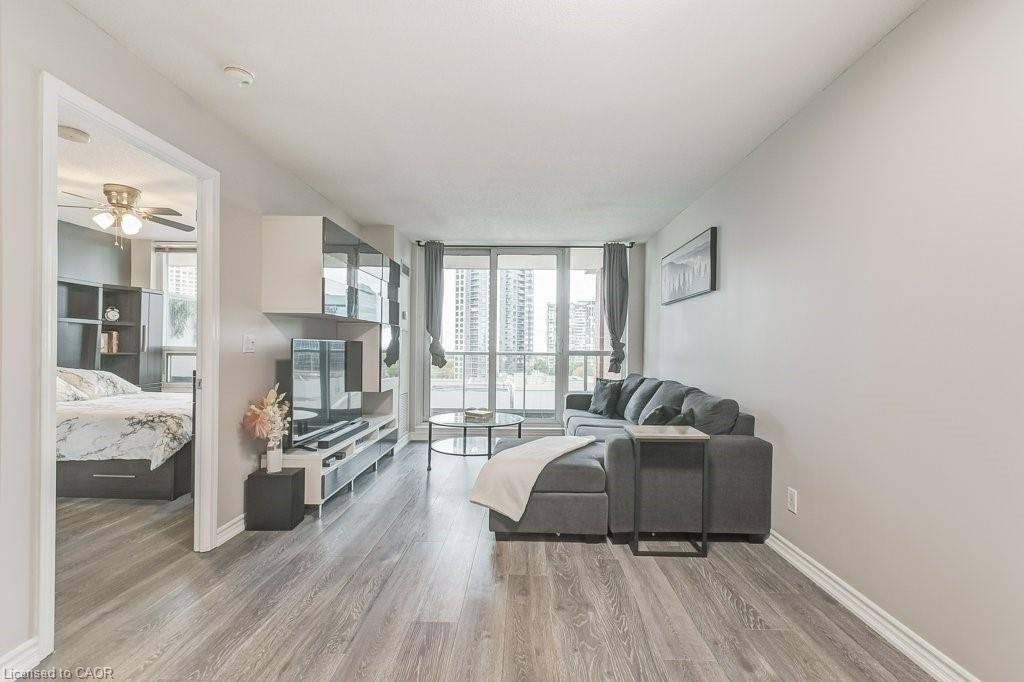 701-4080 Living Arts Drive, Mississauga, ON - Indoor