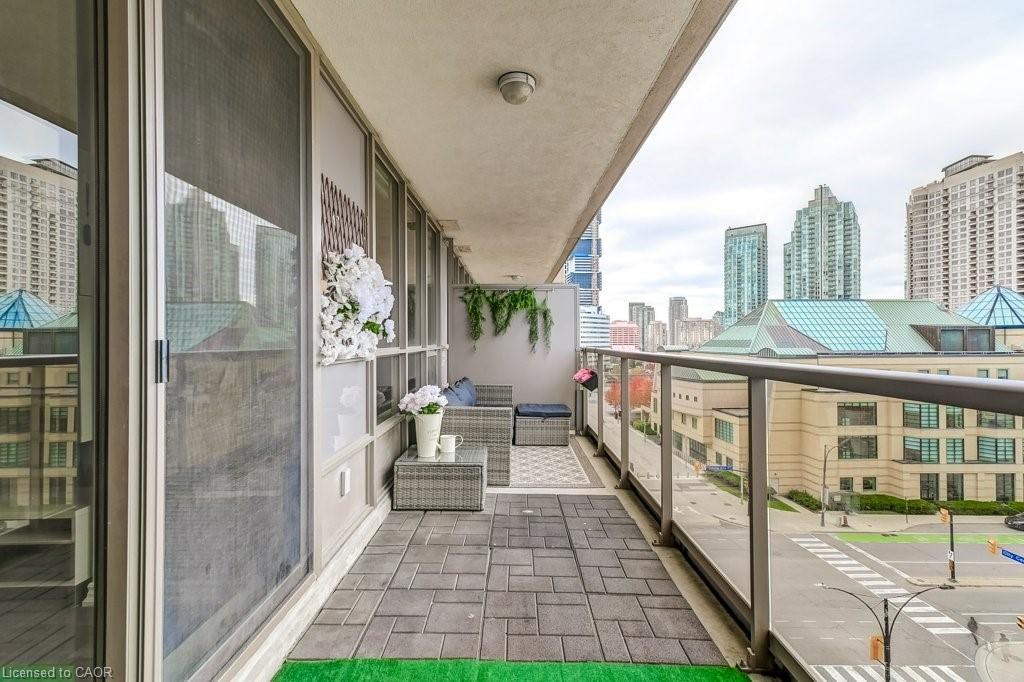 701-4080 Living Arts Drive, Mississauga, ON - Outdoor With Exterior