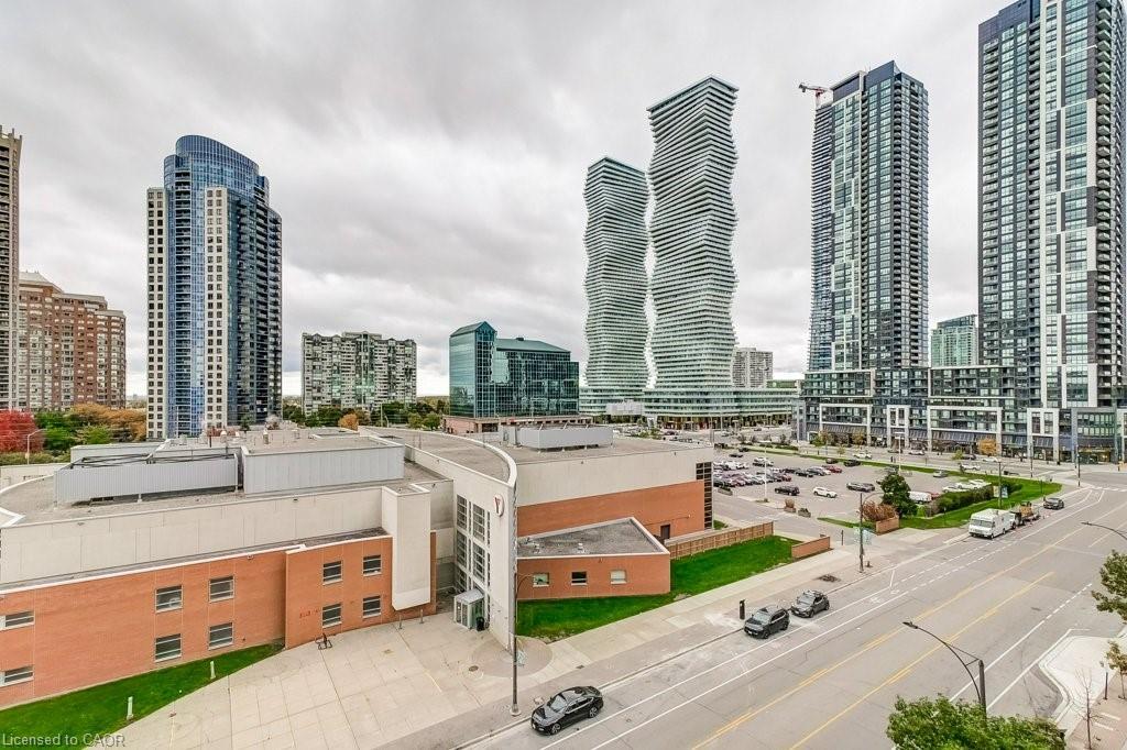 701-4080 Living Arts Drive, Mississauga, ON - Outdoor