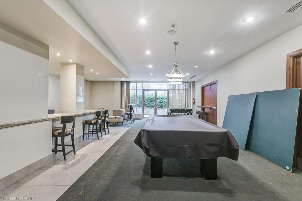 701-4080 Living Arts Drive, Mississauga, ON - Indoor Photo Showing Other Room