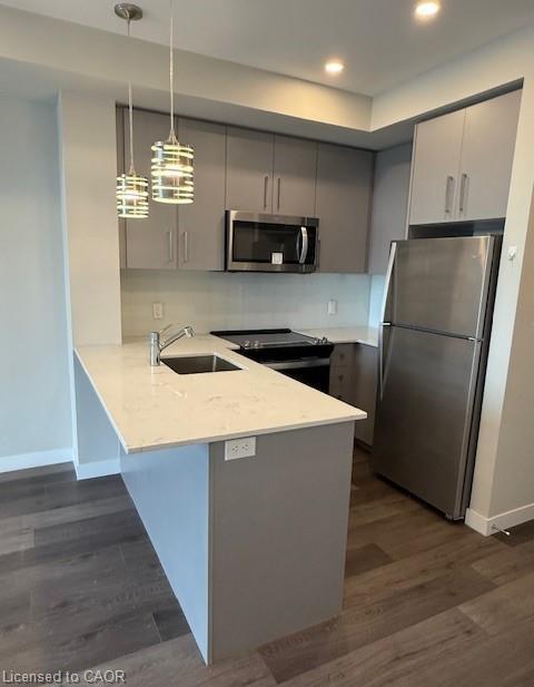 2308-15 Queen Street S, Hamilton, ON - Indoor Photo Showing Kitchen With Stainless Steel Kitchen