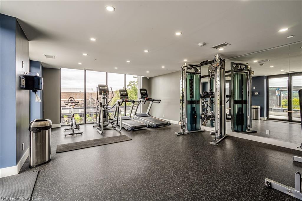 2308-15 Queen Street S, Hamilton, ON - Indoor Photo Showing Gym Room