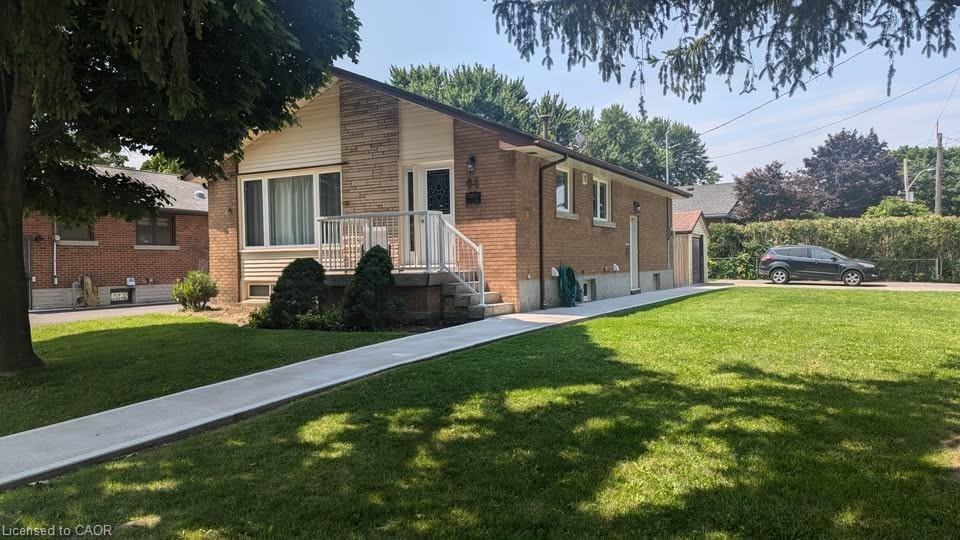 Lowerlevel-64 West 25Th Street, Hamilton, ON - Outdoor