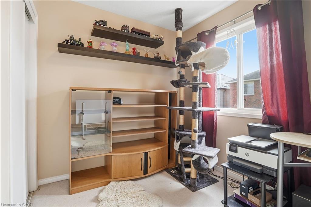 213 Windwood Drive, Binbrook, ON - Indoor Photo Showing Other Room