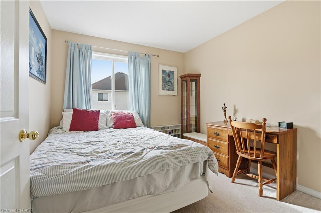 213 Windwood Drive, Binbrook, ON - Indoor Photo Showing Bedroom