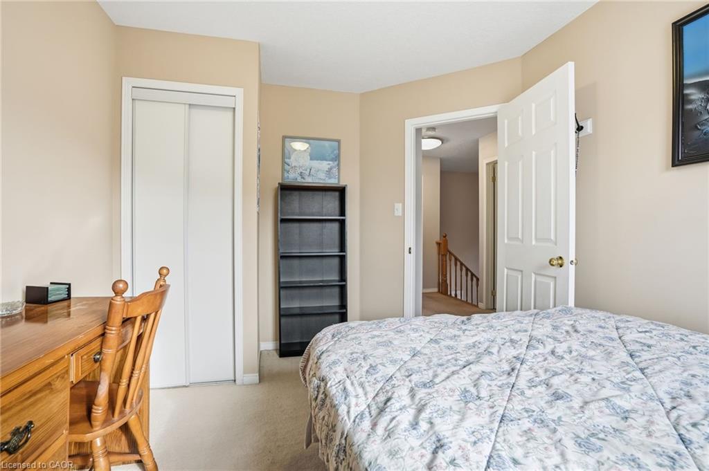 213 Windwood Drive, Binbrook, ON - Indoor Photo Showing Bedroom