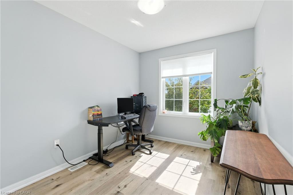 61-21 Diana Avenue, Brantford, ON - Indoor Photo Showing Other Room