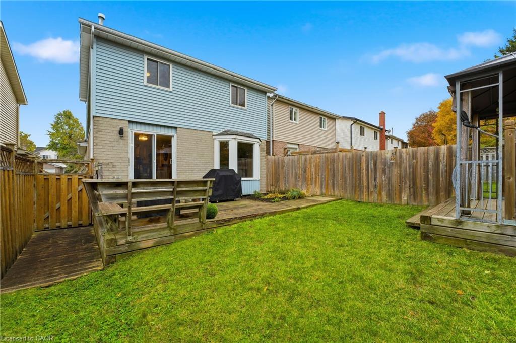 510B Rosemeadow Crescent, Waterloo, ON - Outdoor With Deck Patio Veranda With Exterior