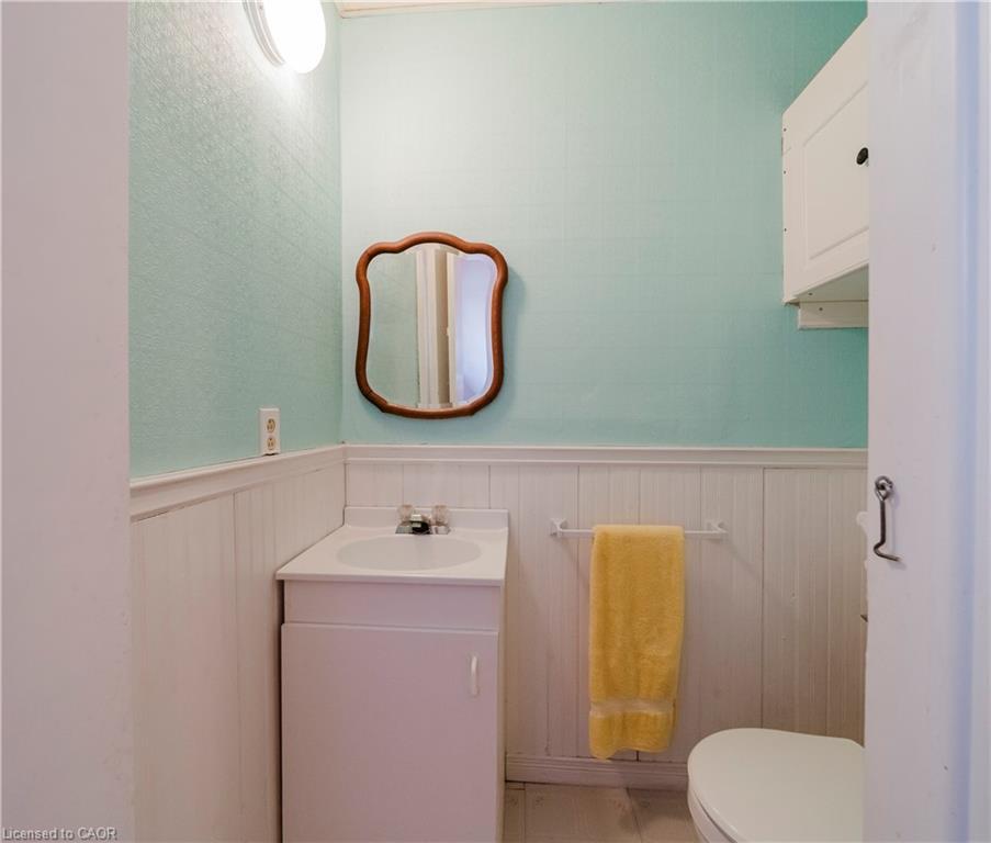 1209 Valentine Drive, Cambridge, ON - Indoor Photo Showing Bathroom