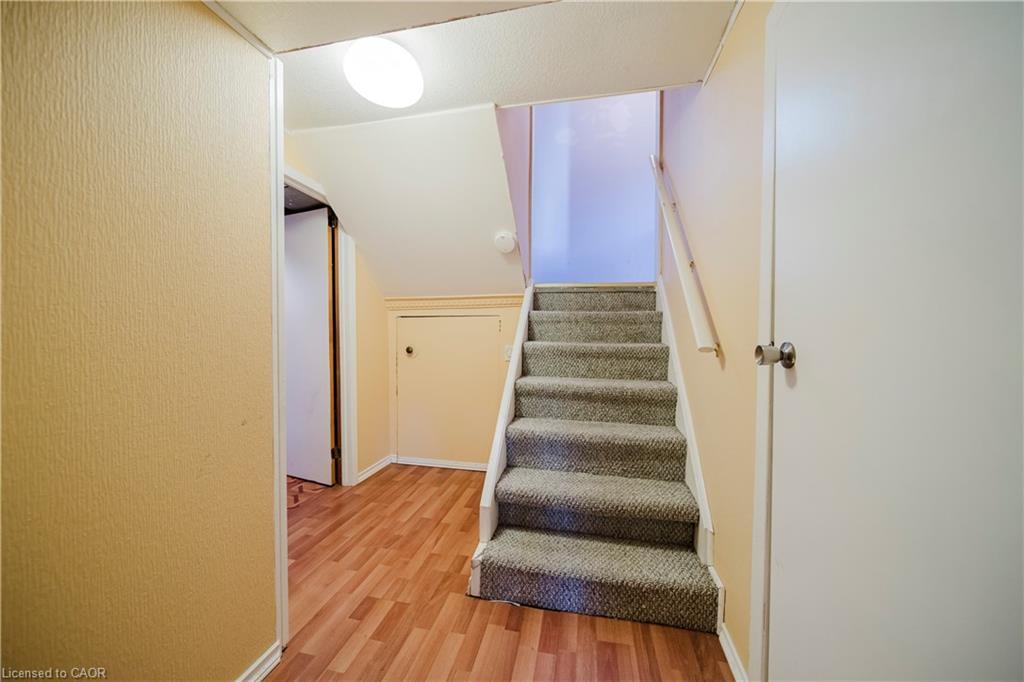 1209 Valentine Drive, Cambridge, ON - Indoor Photo Showing Other Room