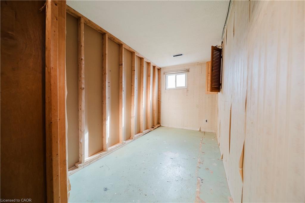 1209 Valentine Drive, Cambridge, ON - Indoor Photo Showing Other Room