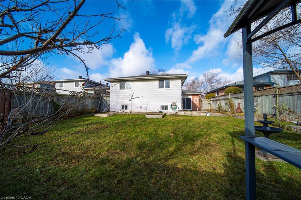 1209 Valentine Drive, Cambridge, ON - Outdoor