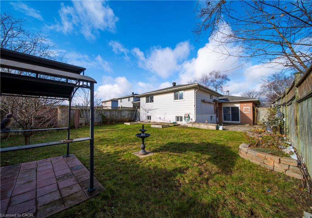 1209 Valentine Drive, Cambridge, ON - Outdoor