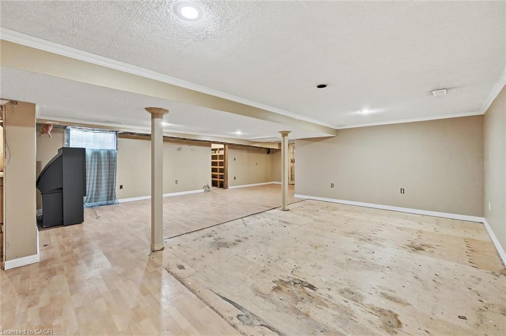 8520 Sixteen Road, Caistor Centre, ON - Indoor