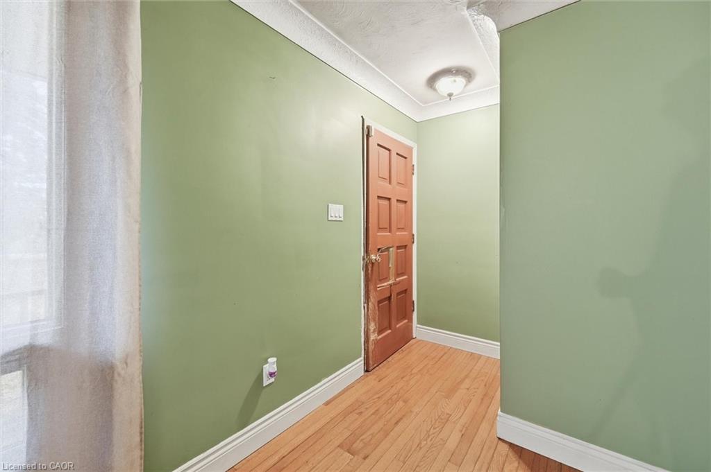 8520 Sixteen Road, Caistor Centre, ON - Indoor