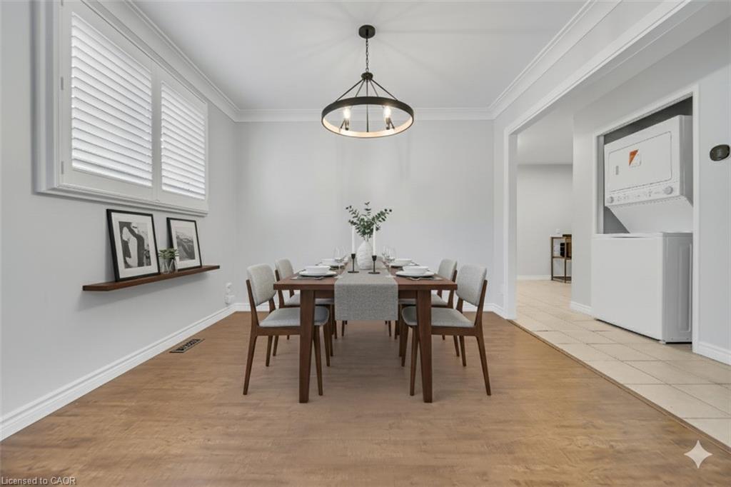 88 Glen Lake Crescent, Kitchener, ON - Indoor Photo Showing Dining Room