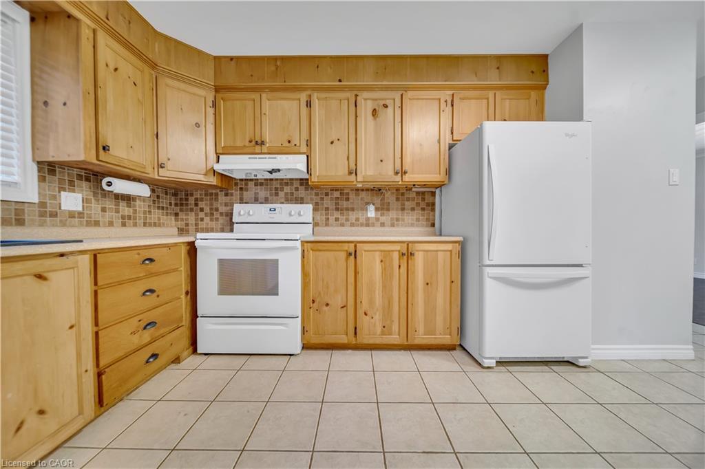 88 Glen Lake Crescent, Kitchener, ON - Indoor Photo Showing Kitchen