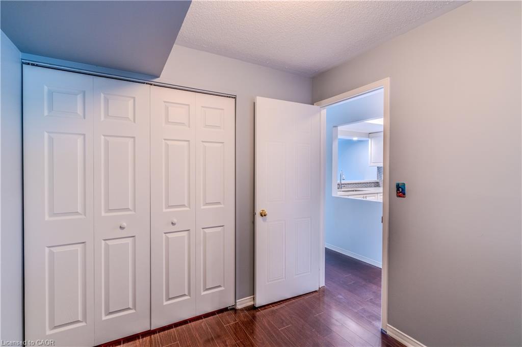 95-55 Bristol Road E, Mississauga, ON - Indoor