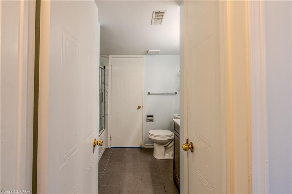 95-55 Bristol Road E, Mississauga, ON - Indoor Photo Showing Bathroom