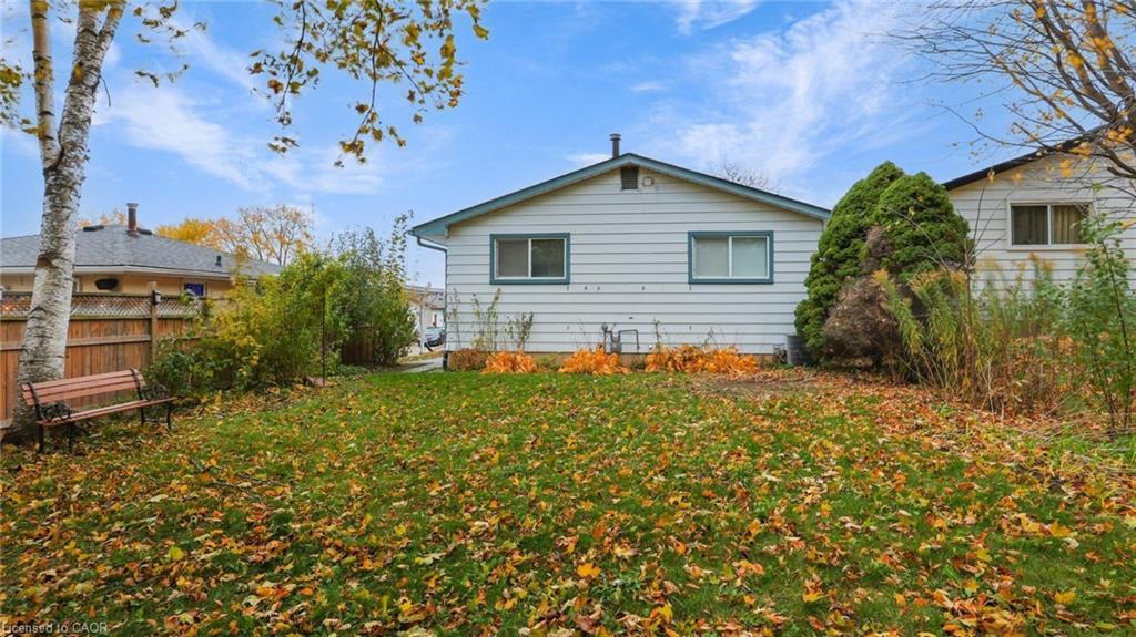 55 Silver Aspen Crescent, Kitchener, ON - Outdoor