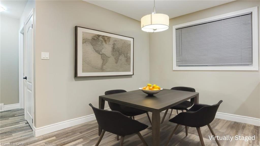55 Silver Aspen Crescent, Kitchener, ON - Indoor Photo Showing Dining Room