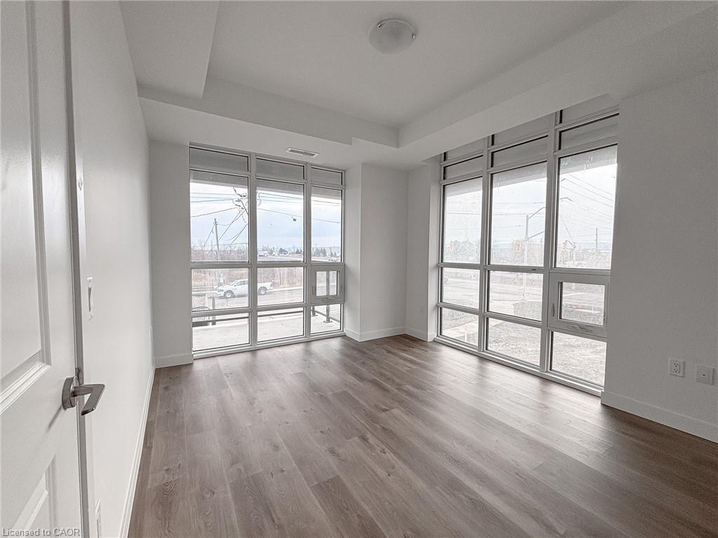 223-461 Green Road, Stoney Creek, ON - Indoor Photo Showing Other Room