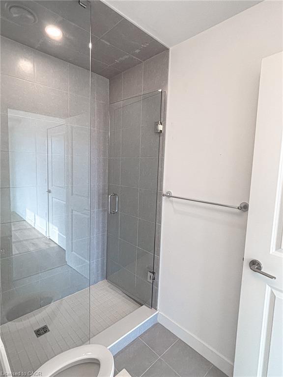 223-461 Green Road, Stoney Creek, ON - Indoor Photo Showing Bathroom