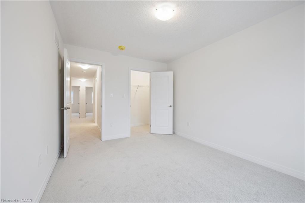 105 Winter Wren Crescent, Kitchener, ON - Indoor Photo Showing Other Room