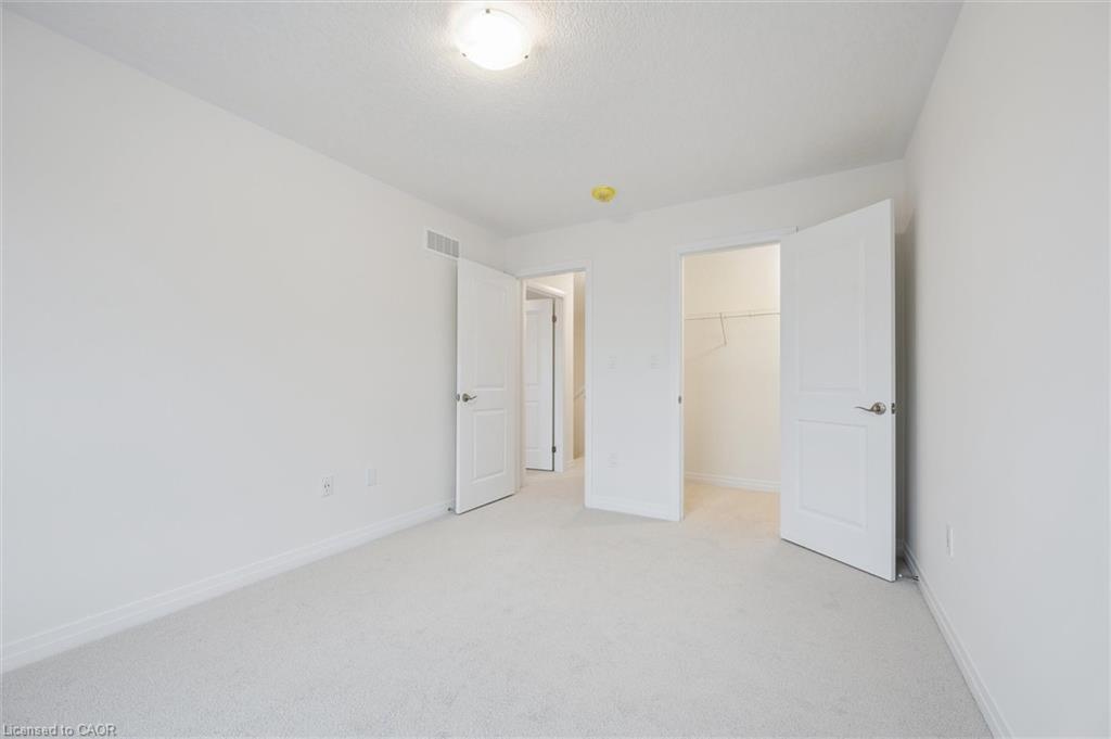 105 Winter Wren Crescent, Kitchener, ON - Indoor Photo Showing Other Room