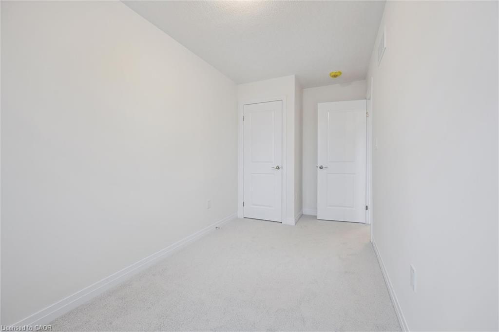 105 Winter Wren Crescent, Kitchener, ON - Indoor Photo Showing Other Room