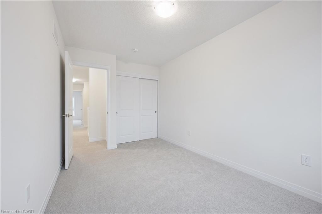 105 Winter Wren Crescent, Kitchener, ON - Indoor Photo Showing Other Room