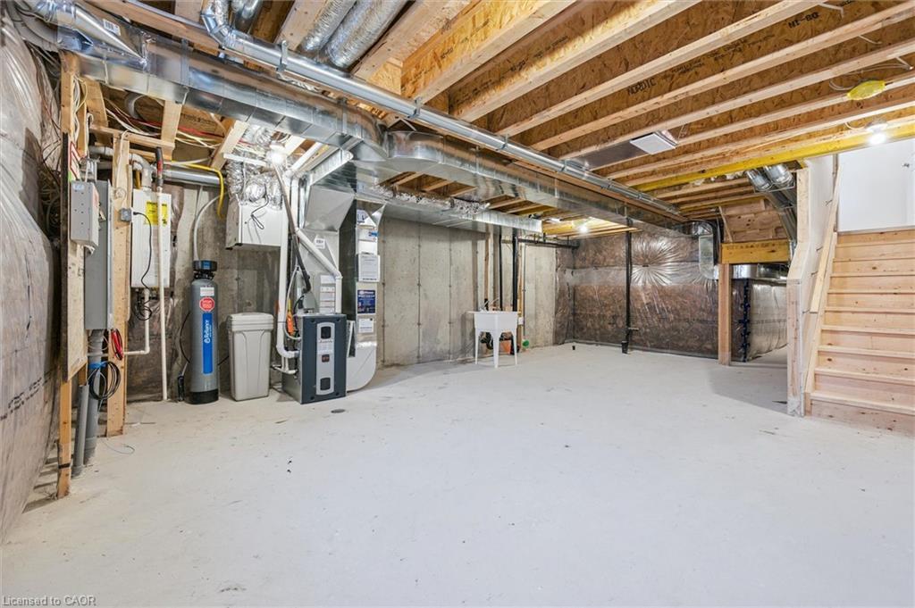 105 Winter Wren Crescent, Kitchener, ON - Indoor Photo Showing Basement
