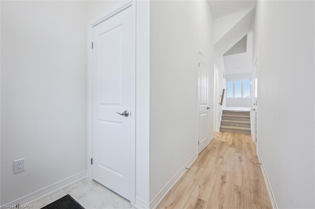 105 Winter Wren Crescent, Kitchener, ON - Indoor Photo Showing Other Room