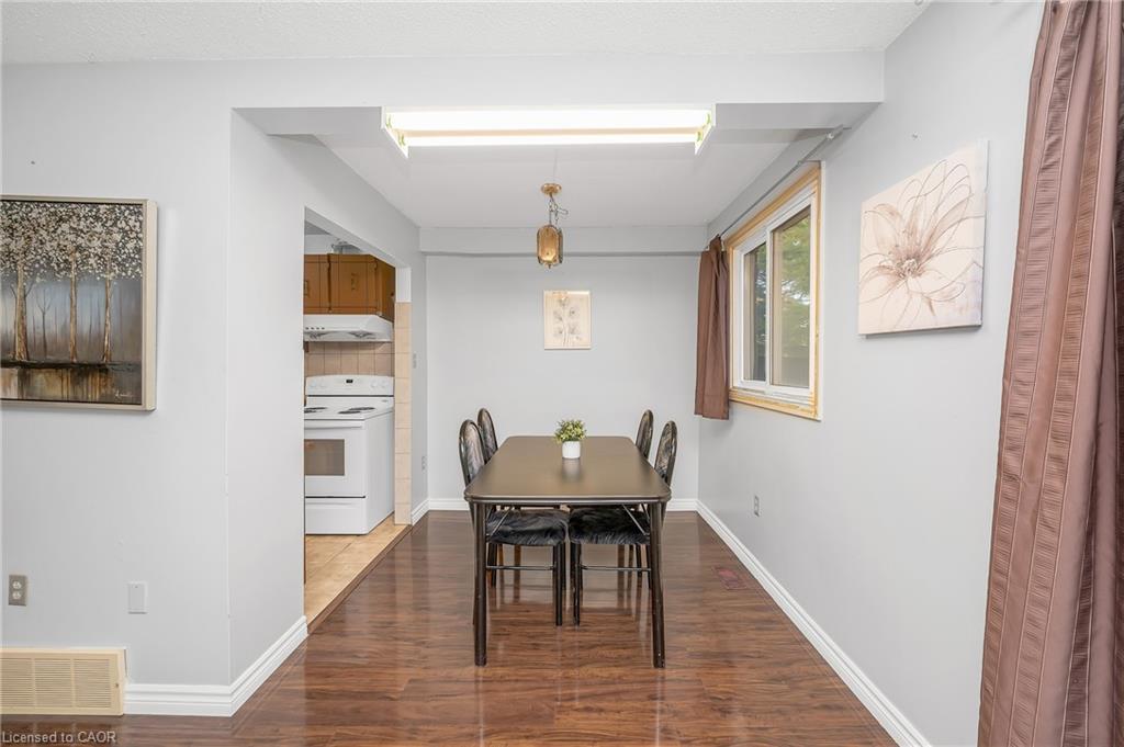 124-100 Quigley Road, Hamilton, ON - Indoor Photo Showing Other Room