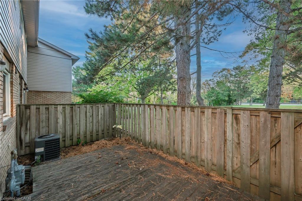 124-100 Quigley Road, Hamilton, ON - Outdoor