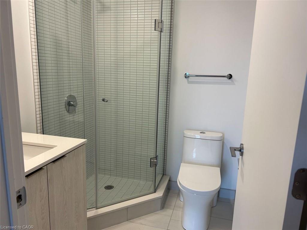 1509-1 Jarvis Street, Hamilton, ON - Indoor Photo Showing Bathroom