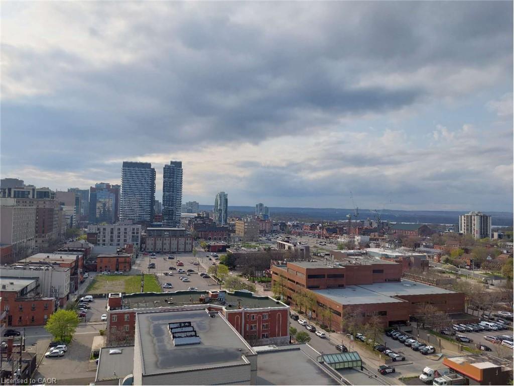 1509-1 Jarvis Street, Hamilton, ON - Outdoor With View