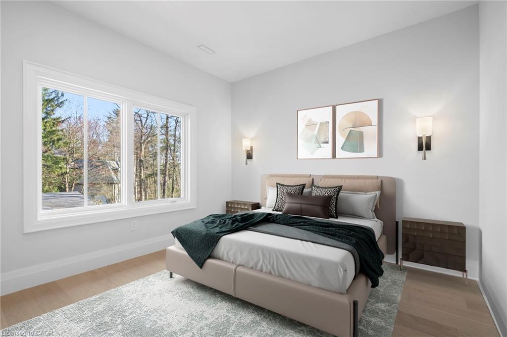 1322 Minaki Road, Mississauga, ON - Indoor Photo Showing Bedroom