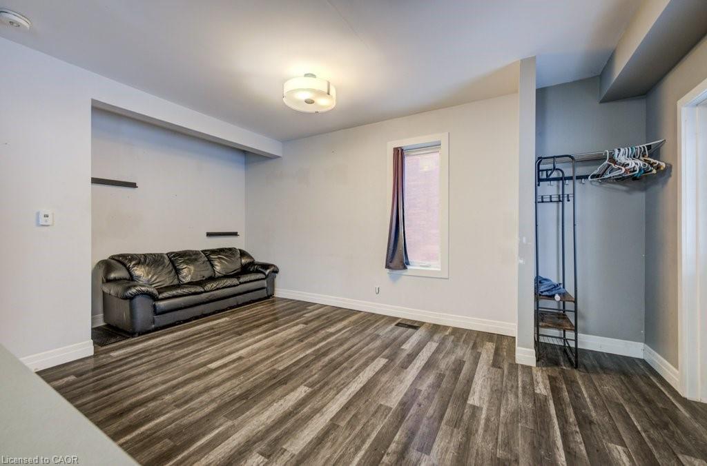 52 Chapel Street, Kitchener, ON - Indoor Photo Showing Other Room