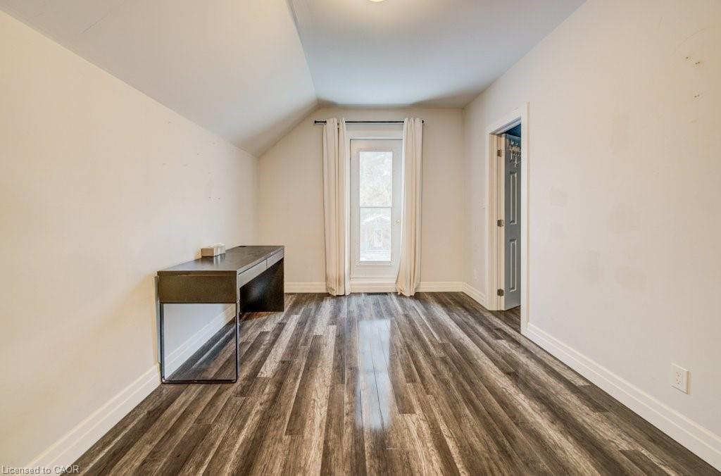 52 Chapel Street, Kitchener, ON - Indoor Photo Showing Other Room