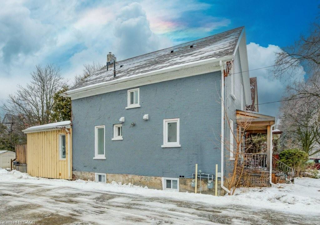 52 Chapel Street, Kitchener, ON - Outdoor