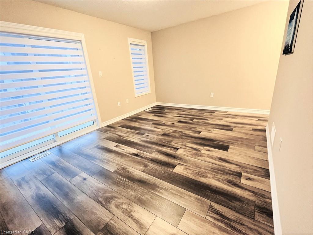 91-445 Ontario Street, Milton, ON - Indoor Photo Showing Other Room