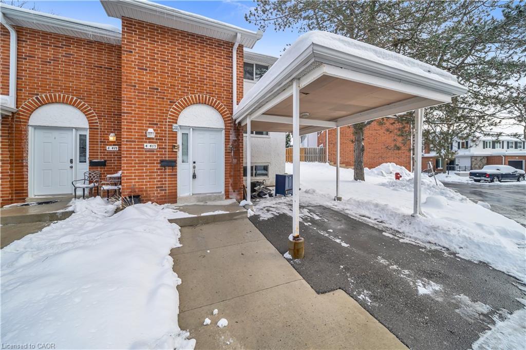 4-417 Keats Way, Waterloo, ON - Outdoor