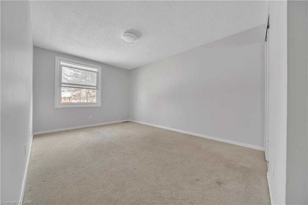 4-417 Keats Way, Waterloo, ON - Indoor Photo Showing Other Room