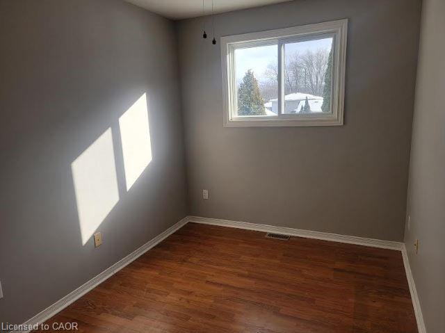 46 Charles Street, Brantford, ON - Indoor Photo Showing Other Room