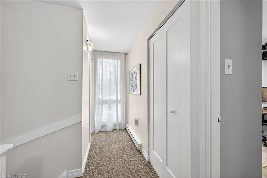 B63-25 Britten Close, Hamilton, ON - Indoor Photo Showing Other Room