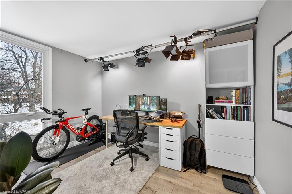 B63-25 Britten Close, Hamilton, ON - Indoor