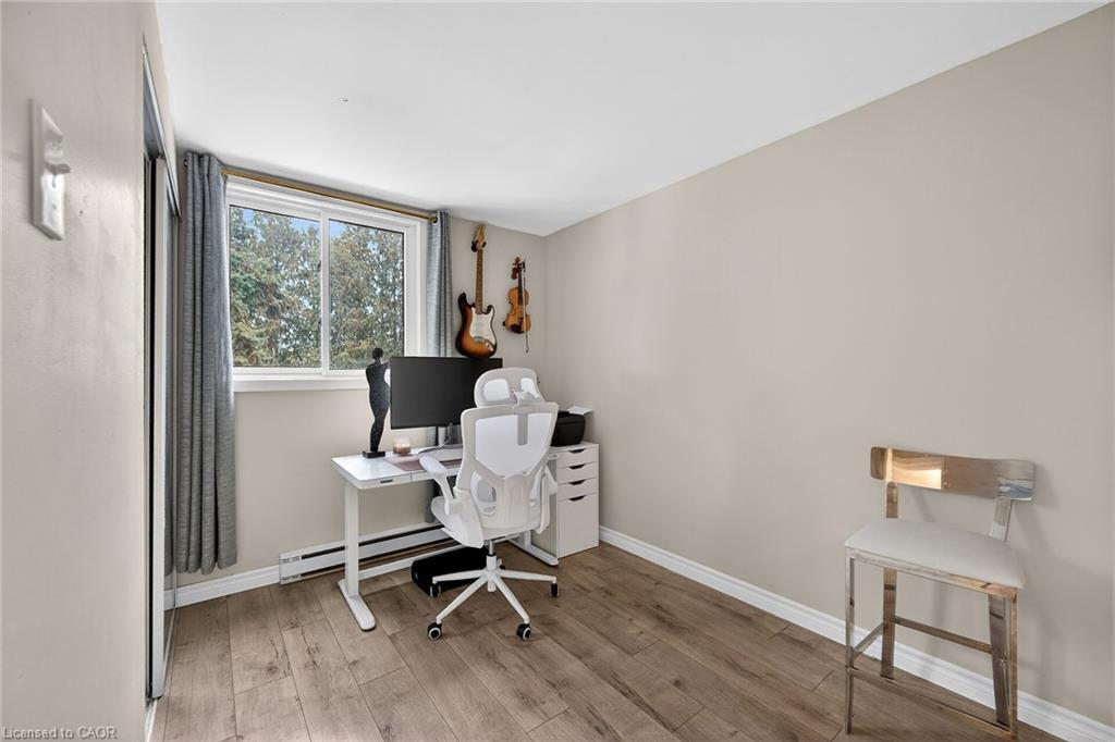 B63-25 Britten Close, Hamilton, ON - Indoor Photo Showing Office